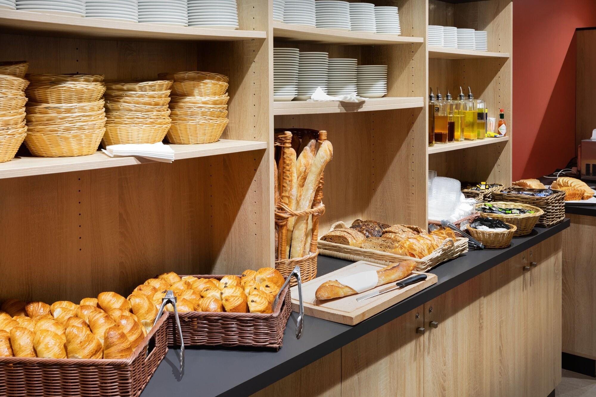 Sowell Hotels La Plage Saint-Raphaël 외부 사진